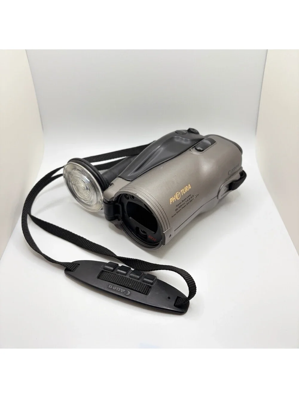 Tested Working Canon Photura 35-105mm f/2.8-6.6 Zoom New Battery Excellent C136
